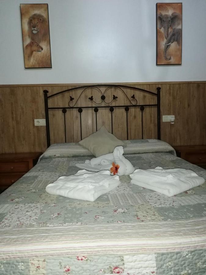 Hostal Brenaverde Ґаусін Екстер'єр фото