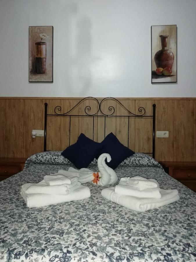 Hostal Brenaverde Ґаусін Екстер'єр фото