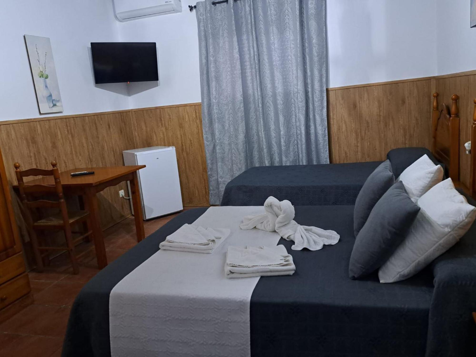Hostal Brenaverde Ґаусін Екстер'єр фото